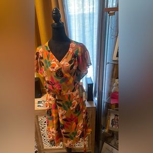 NY & COMPANY Eva Mendes Gorgeous Flower 🌺 Wrap knee Dress Retail $90.